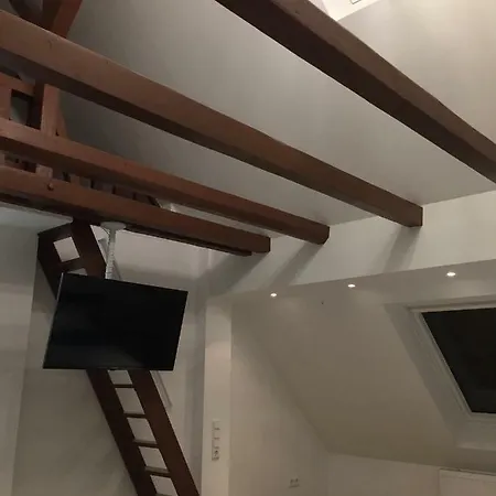 Lorenz 2 Apartment *