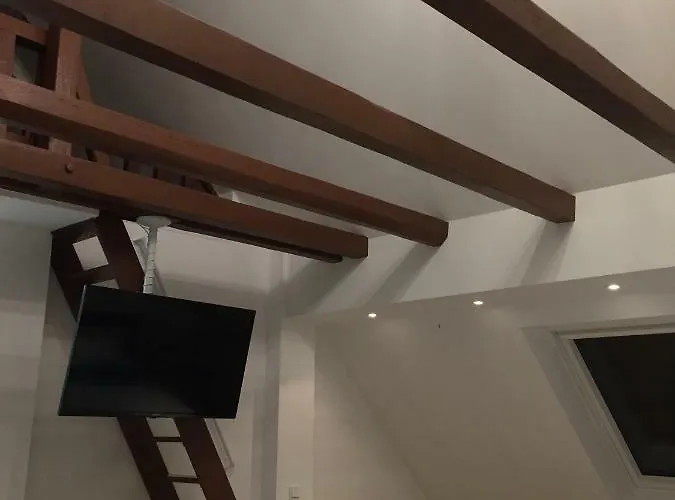 Lorenz 2 Apartment *