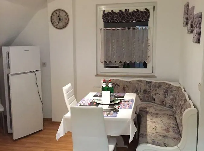 Apartment Lorenz 2 *